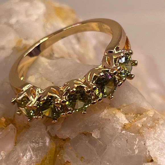 1.8ct PERIDOT 14k plated RING-size 7 - Picture 10 of 11